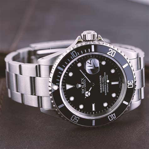 rolex submariner circa 2000|rolex submariner 16610 year.